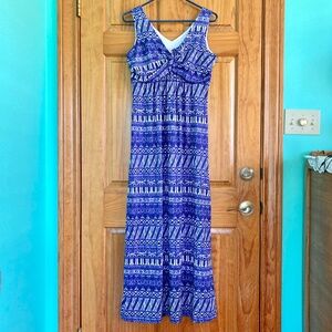 Women’s size small Jaclyn Smith new without tags never worn china blue dress